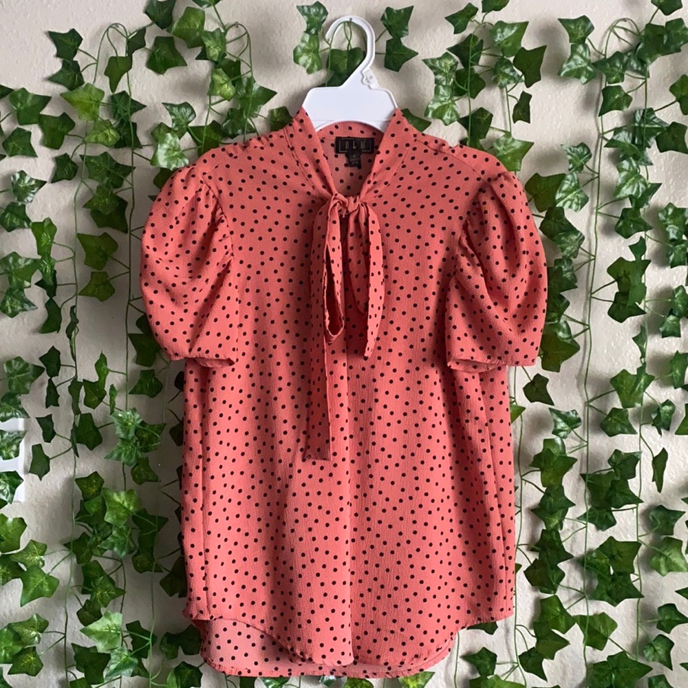 OLM Pink Poke-a-dot blouse Size Small